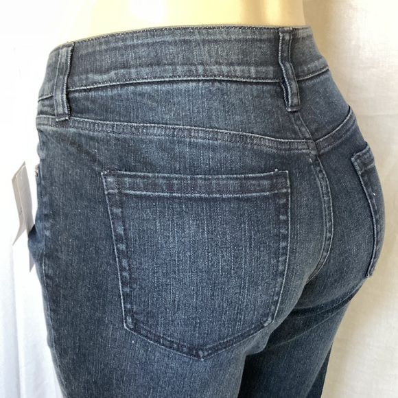 Liz Claiborne Jeans Women’s Tummy Control Size 8 Tall Bootcut Indigo Wash NWT - Picture 8 of 8